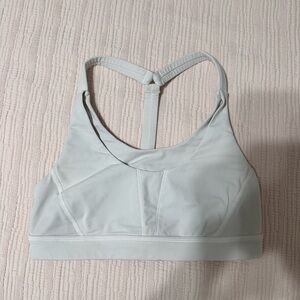 Lululemon White Sports Bra size 6